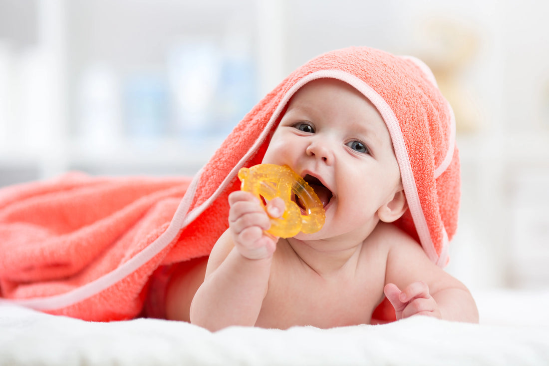 A COMPLETE GUIDE TO: TEETHING